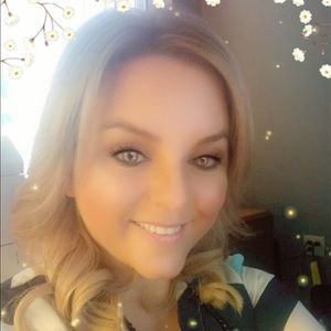 Meet your Posher, Daryl ann